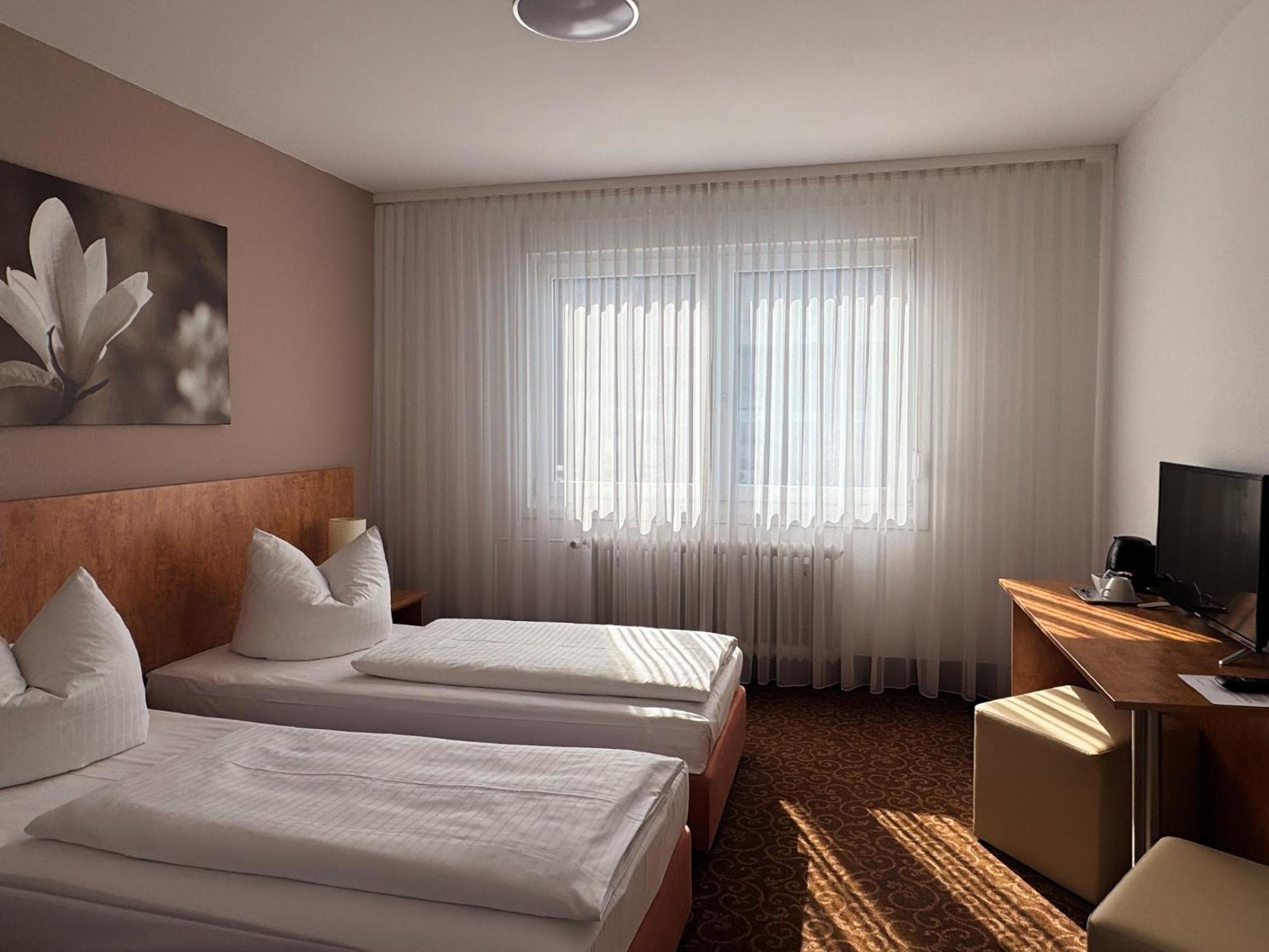 Eisberg Hotel Schwanen Lahr  Ngoại thất bức ảnh